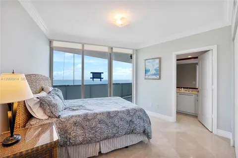 $1,550,000 | 3101 South Ocean Drive, Unit 2705, Hollywood, FL 33019