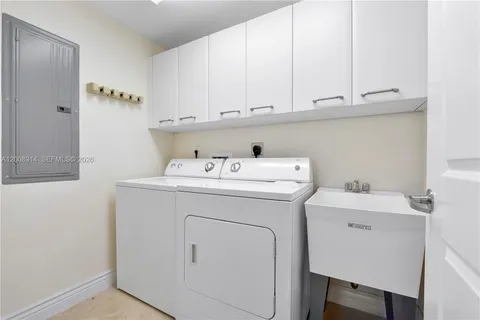 $1,550,000 | 3101 South Ocean Drive, Unit 2705, Hollywood, FL 33019