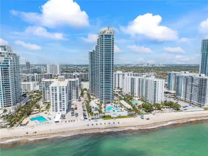 $1,550,000 | 3101 South Ocean Drive, Unit 2705, Hollywood, FL 33019