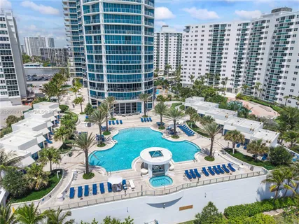 $1,550,000 | 3101 South Ocean Drive, Unit 2705, Hollywood, FL 33019