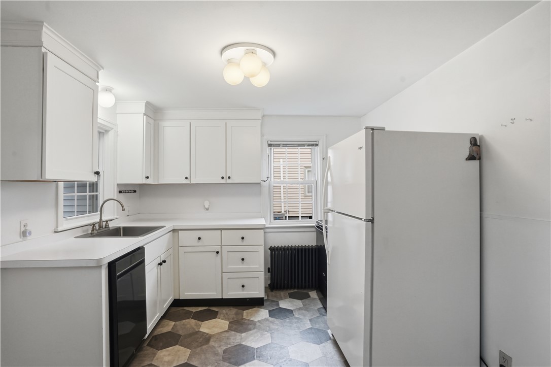 251 West Shore Road Warwick, RI 02889 - Photo 12 of 40