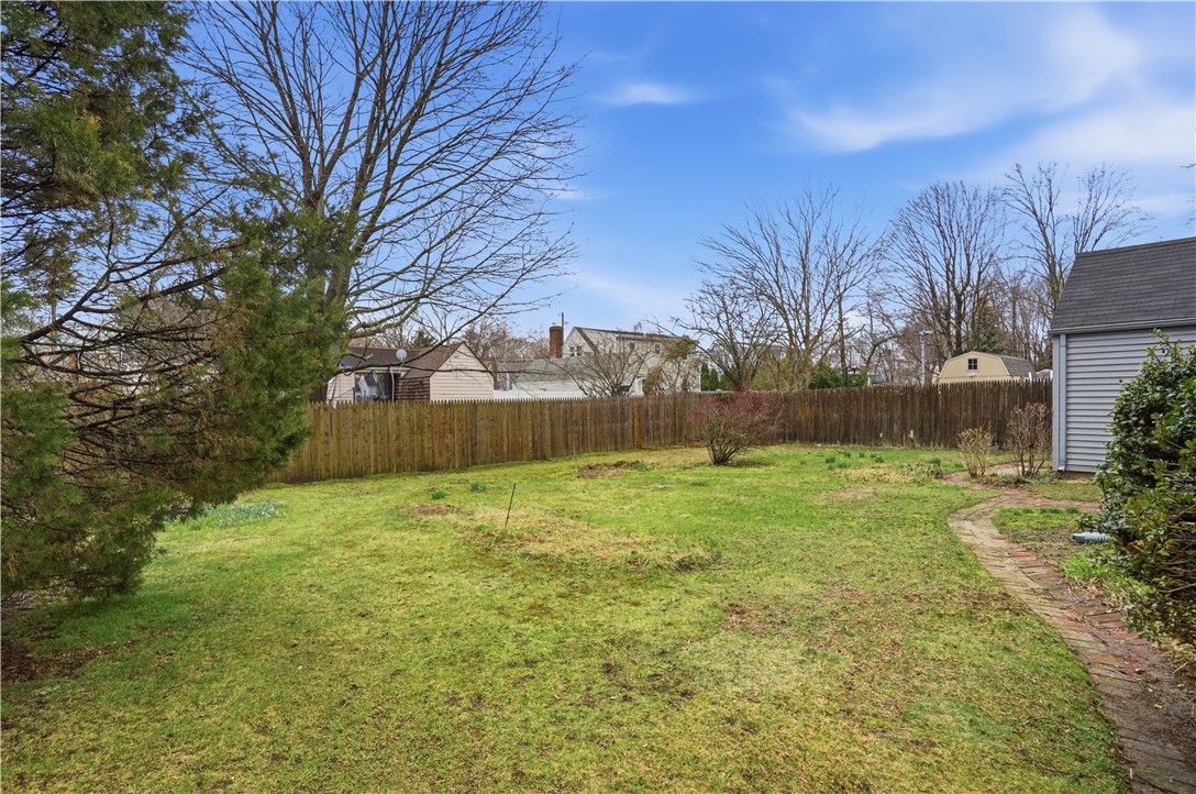 251 West Shore Road Warwick, RI 02889 - Photo 36 of 40