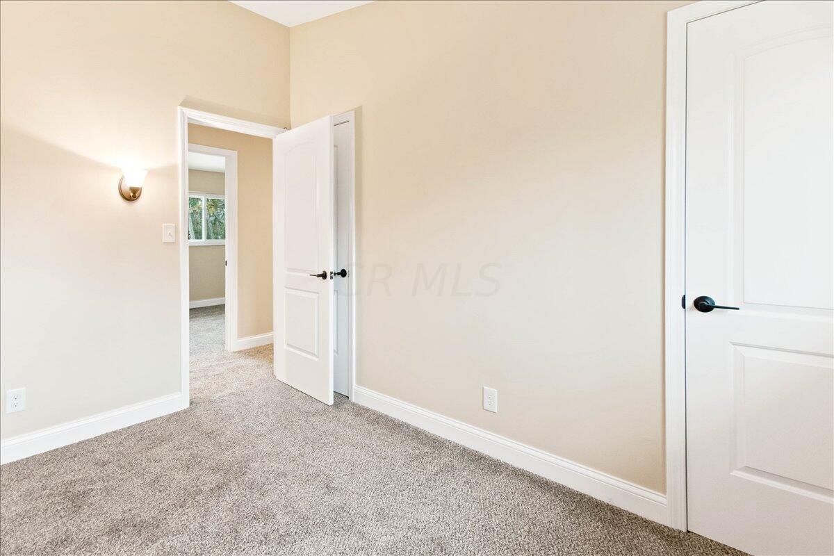 970 Plum Ridge Columbus, OH 43213 - Photo 32 of 43 32-Bedroom 4