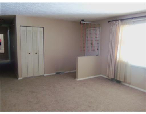 59933 Locust Road South Bend, IN 46614 - Photo 2 of 21 Gallery Image 2