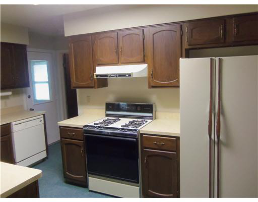 59933 Locust Road South Bend, IN 46614 - Photo 5 of 21 Gallery Image 5