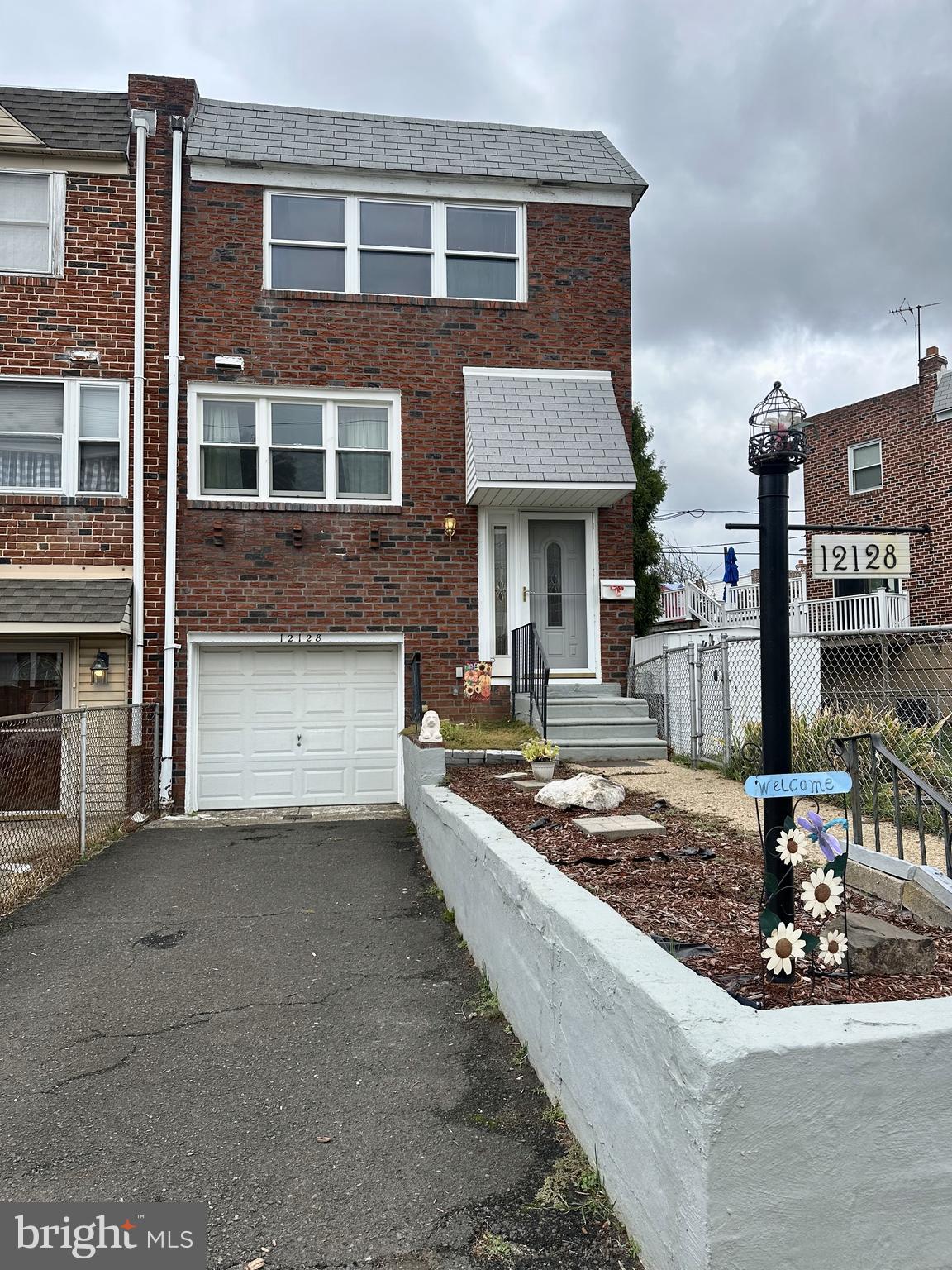 12128 Barbary Road Philadelphia, PA 19154 - Photo 1 of 36