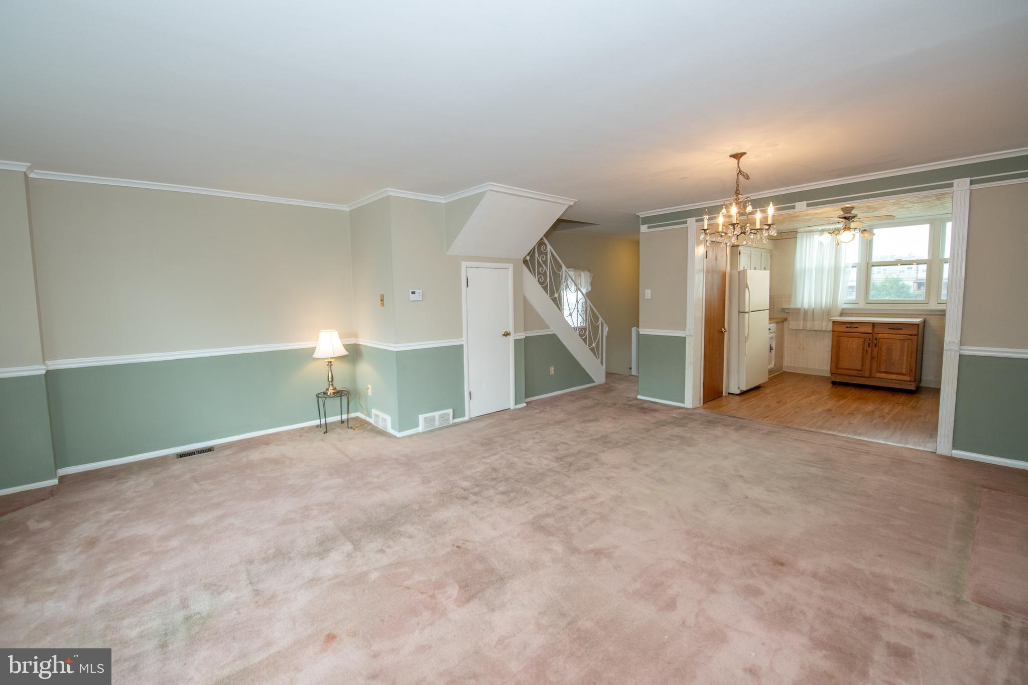12128 Barbary Road Philadelphia, PA 19154 - Photo 14 of 36 Dining Room