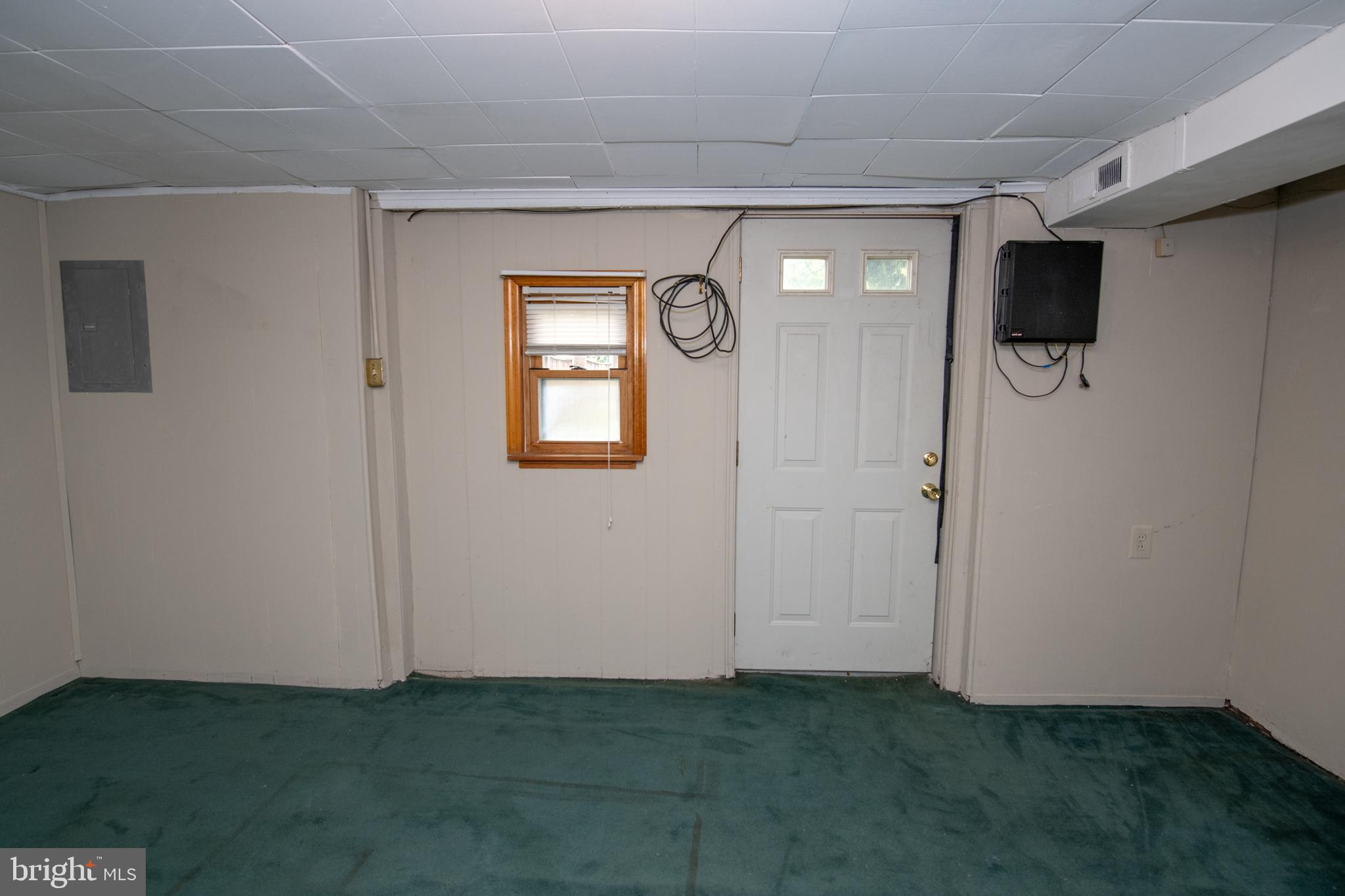12128 Barbary Road Philadelphia, PA 19154 - Photo 28 of 36 Basement