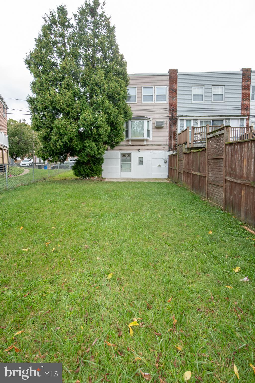 12128 Barbary Road Philadelphia, PA 19154 - Photo 36 of 36 Yard