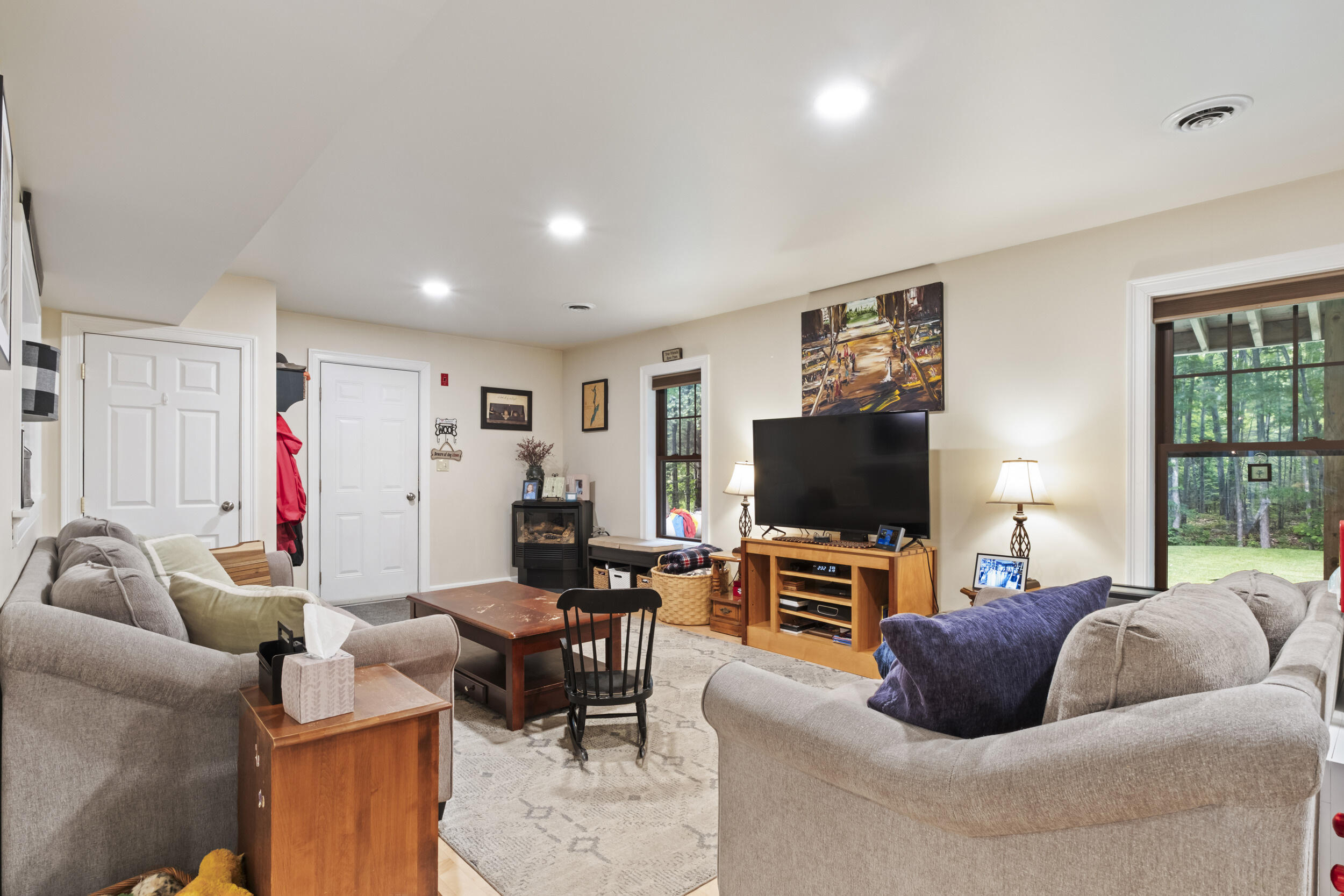 423 Gorden Road Readfield, ME 04355 - Photo 20 of 48 423_gorden_rd-interior-03