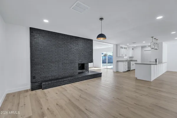 $700,000 | 1266 East La Jolla Drive, Tempe, AZ 85282