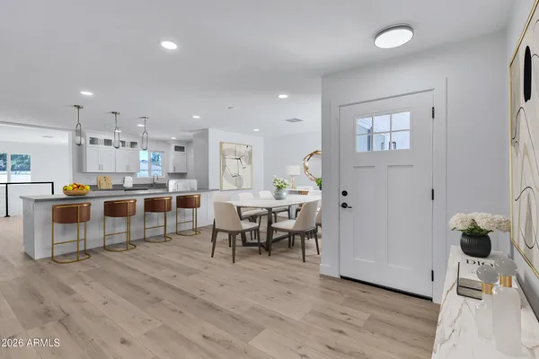 $700,000 | 1266 East La Jolla Drive, Tempe, AZ 85282