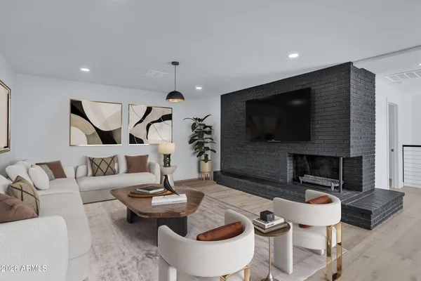 $700,000 | 1266 East La Jolla Drive, Tempe, AZ 85282