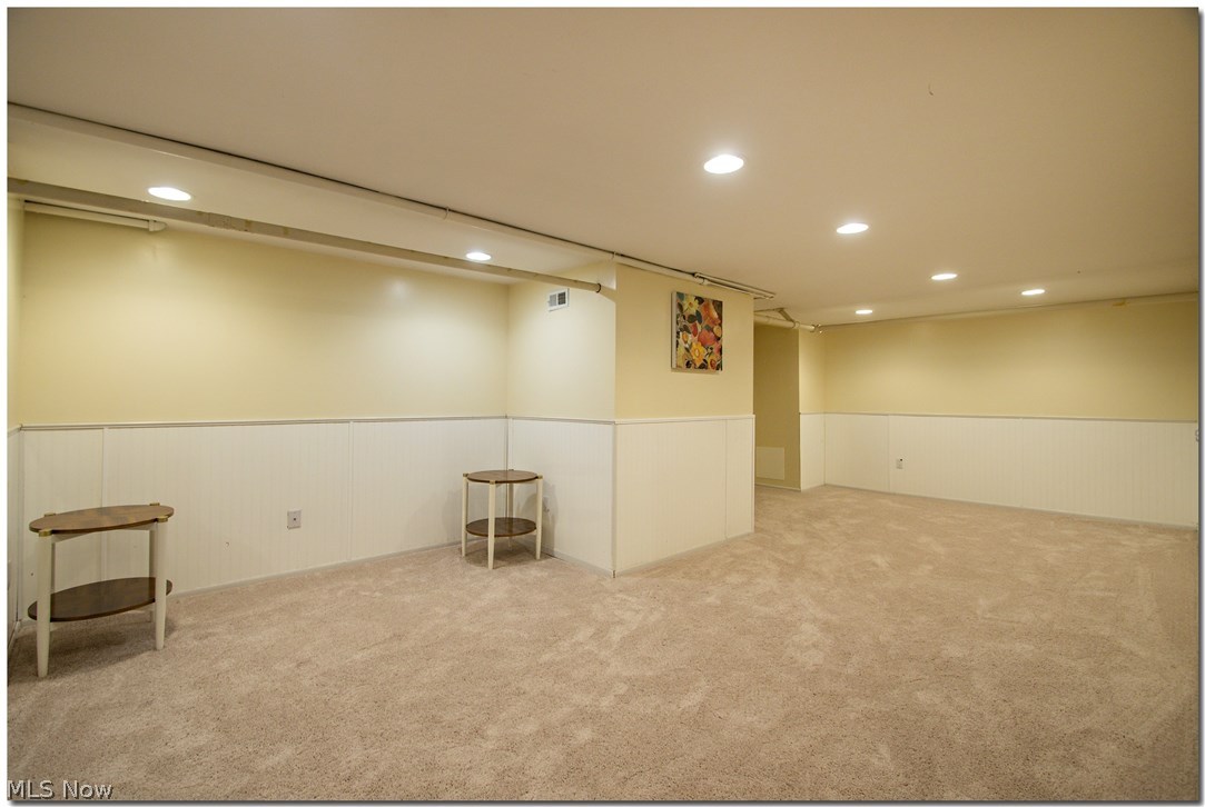 3008 Warrington Road Cleveland, OH 44120 - Photo 31 of 34