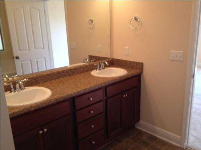 5985 Rustic Ridge Circle Milton, FL 32570 - Photo 8 of 22