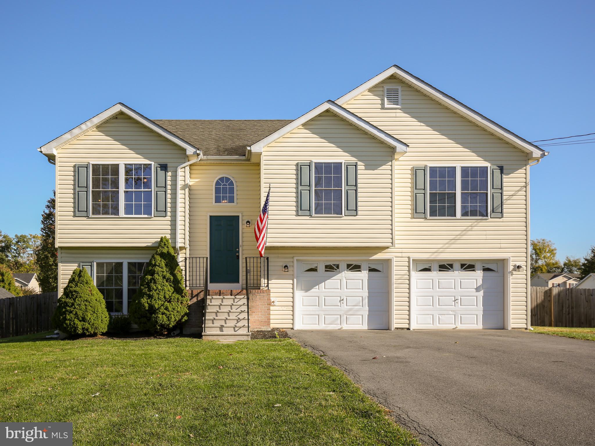 218 Rhoda Drive Bunker Hill, WV 25413 - Photo 1 of 33