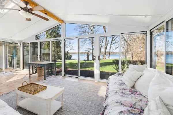 $1,750,000 | 9400-9410 402nd Avenue, Randall, WI 53128