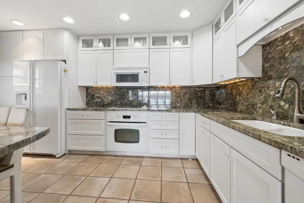 $1,750,000 | 9400-9410 402nd Avenue, Randall, WI 53128