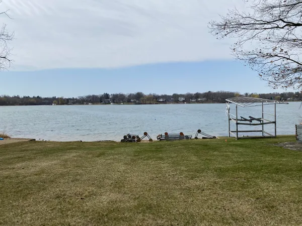 $1,750,000 | 9400 402nd Avenue, Unit 9410, Randall, WI 53128