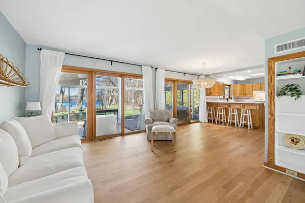 $1,750,000 | 9400-9410 402nd Avenue, Randall, WI 53128