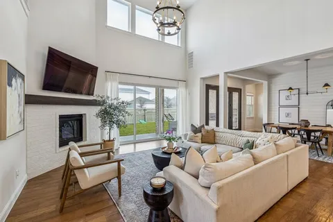 $749,999 | 601 North Pecan Parkway, Northlake, TX 76247