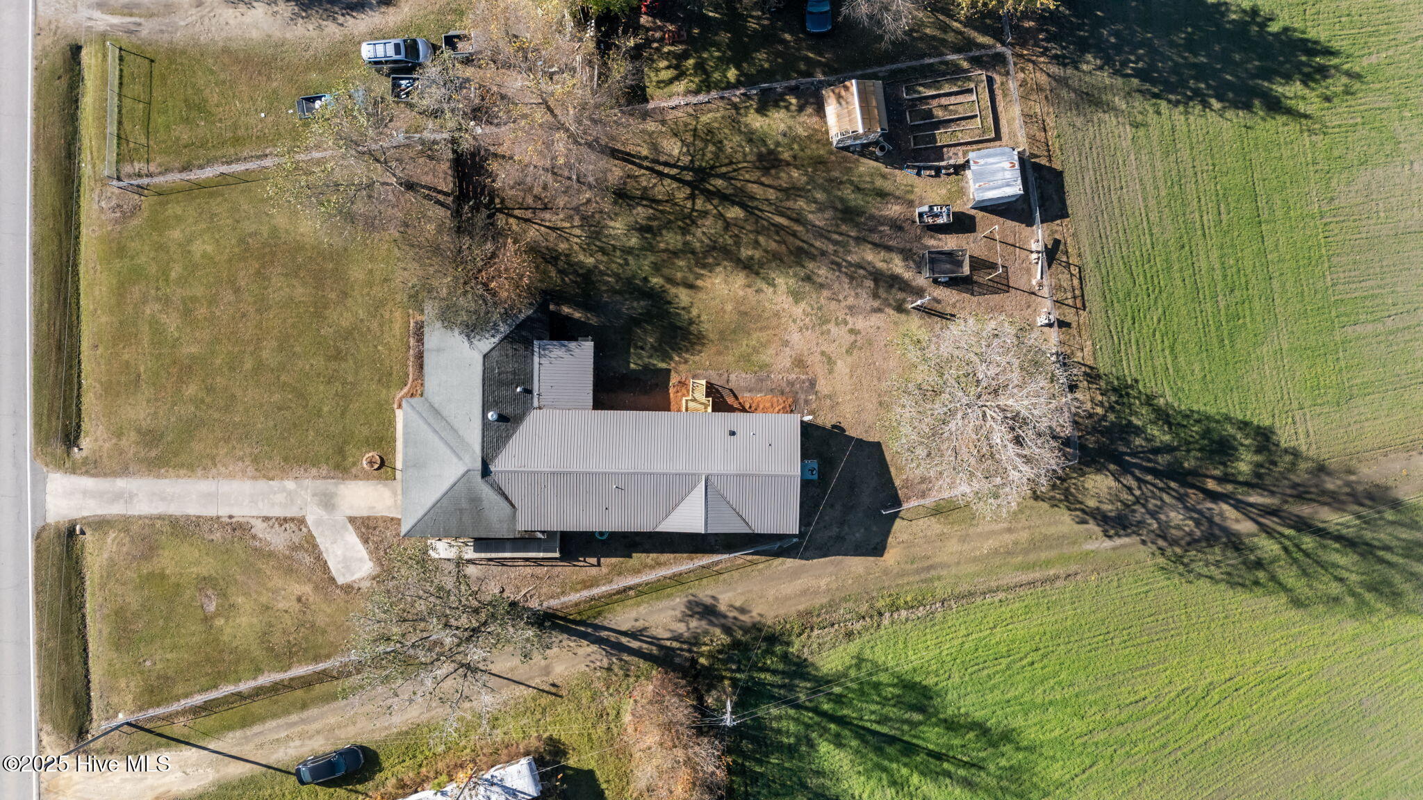 2168 Hugo Road Kinston, NC 28501 - Photo 11 of 55 11-web-or-mls-DJI_20251105091922_0651_D