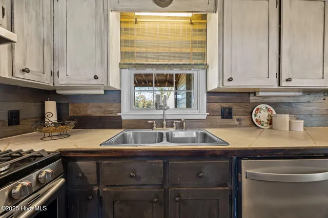 $178,000 | 2168 Hugo Road, Kinston, NC 28501