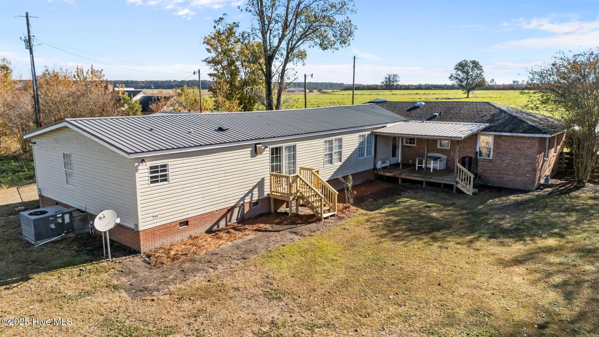 2168 Hugo Road Kinston, NC 28501 - Photo 7 of 55 7-web-or-mls-DJI_20251105091553_0647_D