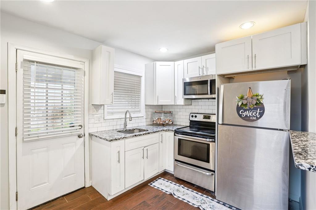 209 Harper Road Southeast Atlanta, GA 30315 - Photo 9 of 30