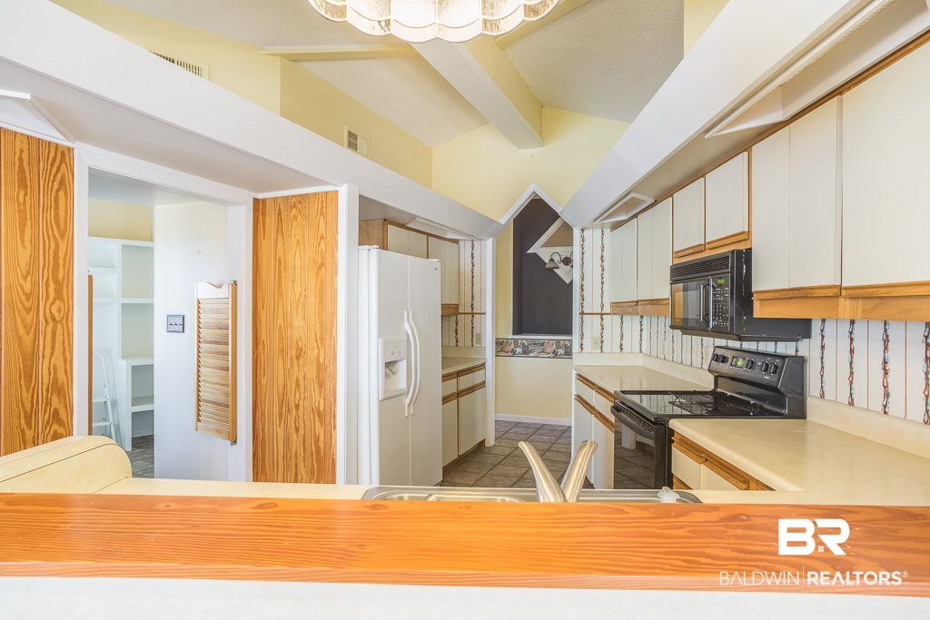 14383 Riverside Drive Magnolia Springs, AL 36555 - Photo 10 of 35 Kitchen