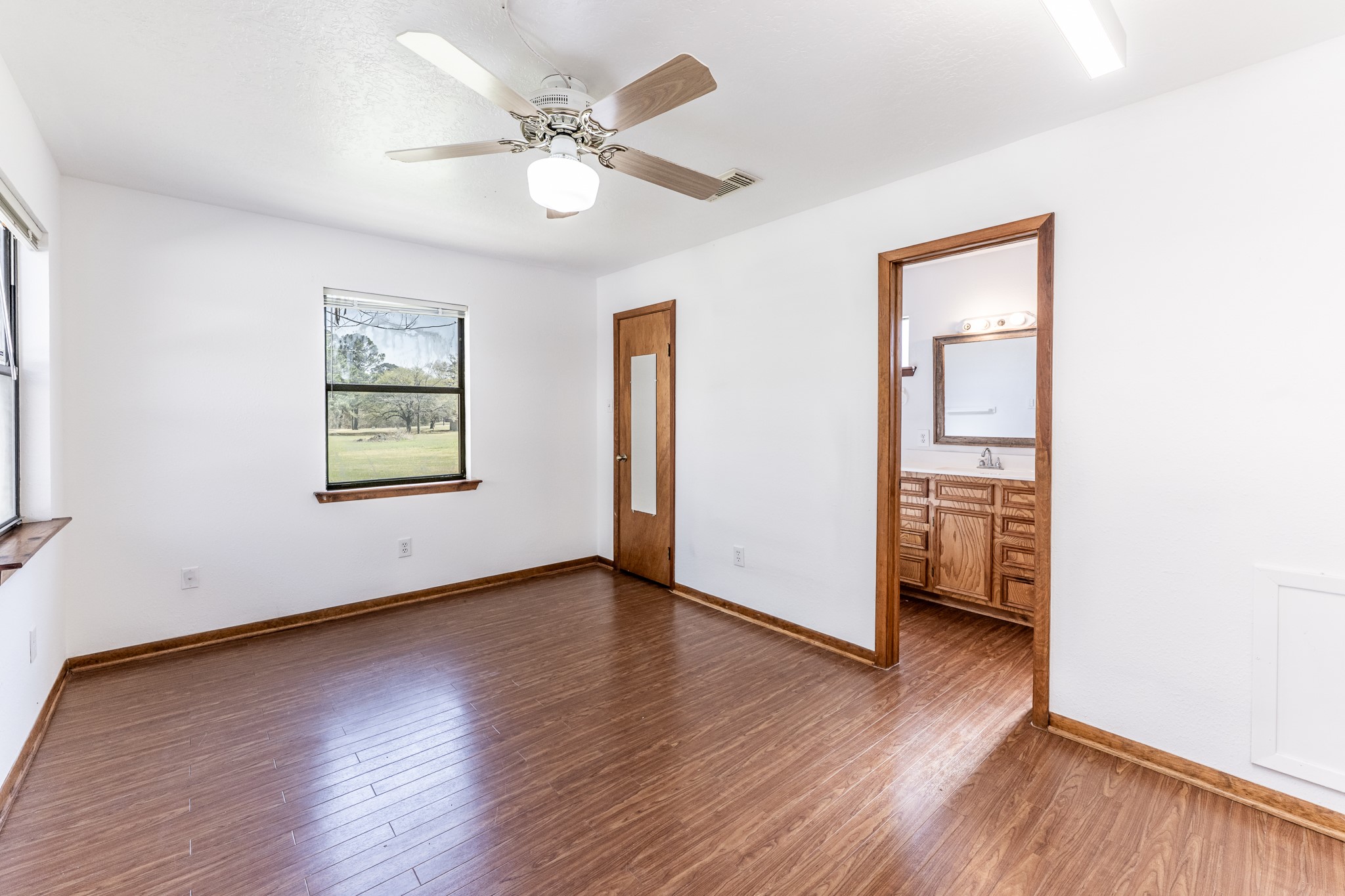 191 Timber Bay Drive Trinity, TX 75862 - Photo 27 of 48 Guest House.