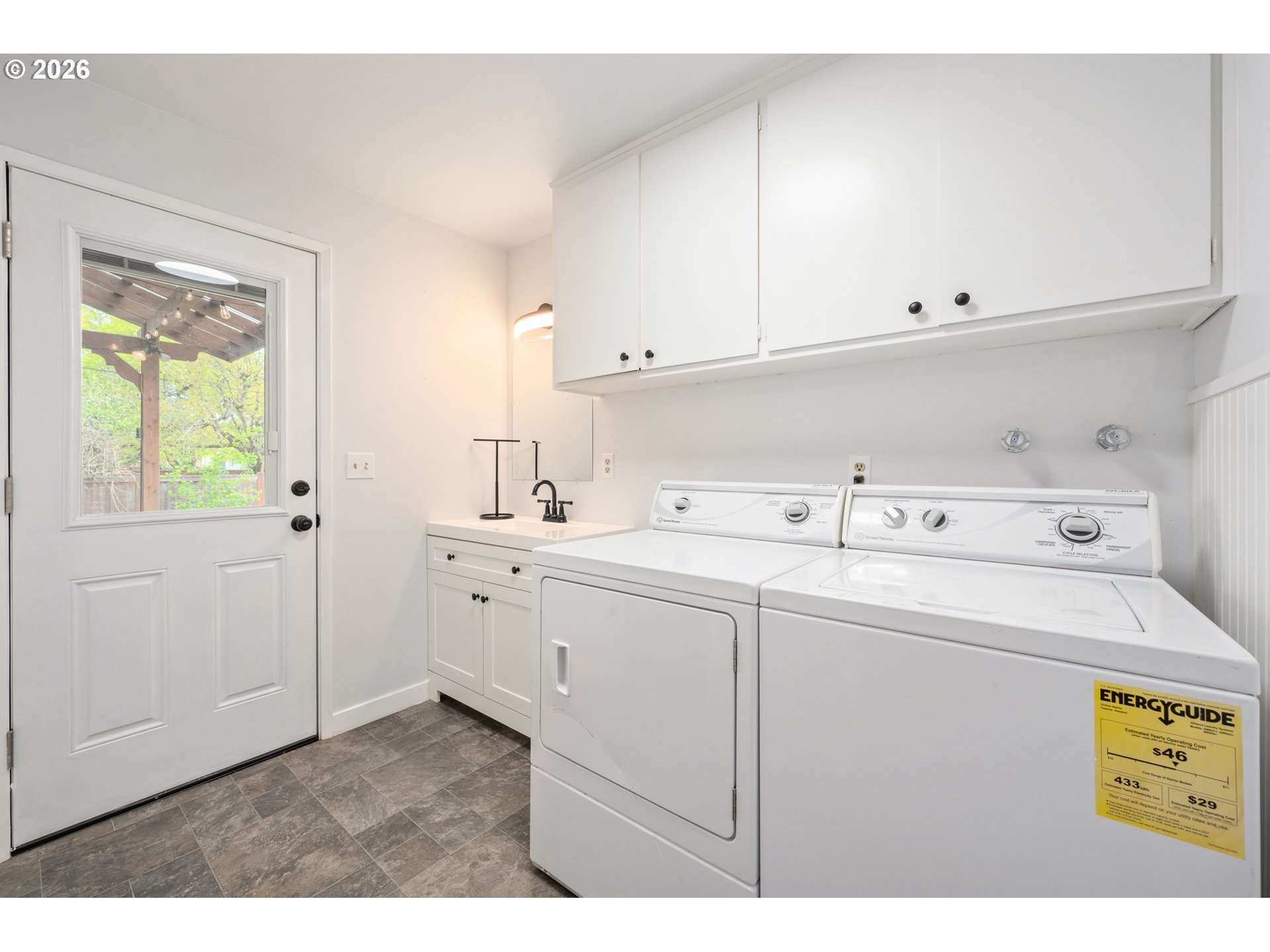 2169 Keith Way Eugene, OR 97401 - Photo 20 of 43