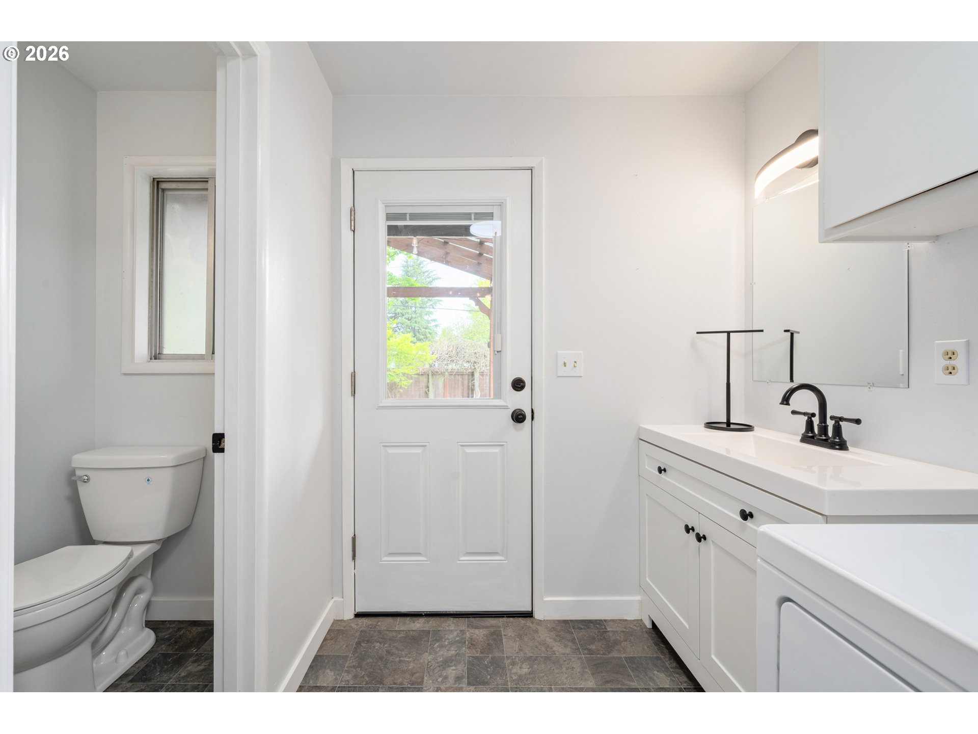 2169 Keith Way Eugene, OR 97401 - Photo 21 of 43
