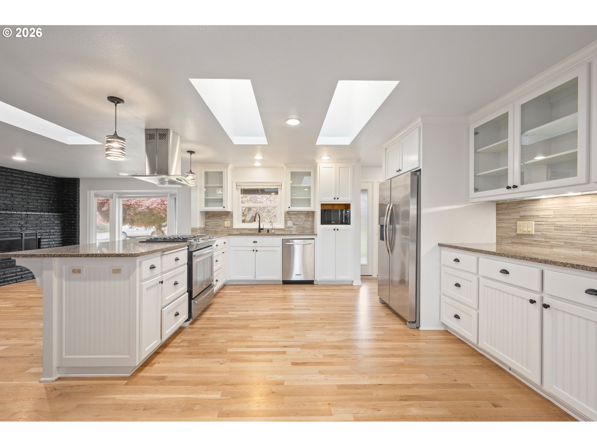 2169 Keith Way Eugene, OR 97401 - Photo 10 of 43