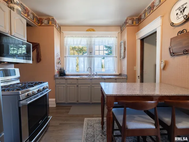 $330,000 | 19402 West Rte 150, Brimfield, IL 61517