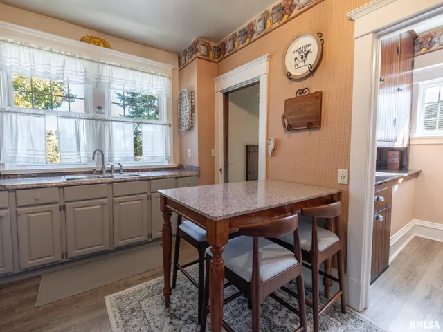 $330,000 | 19402 West Rte 150, Brimfield, IL 61517