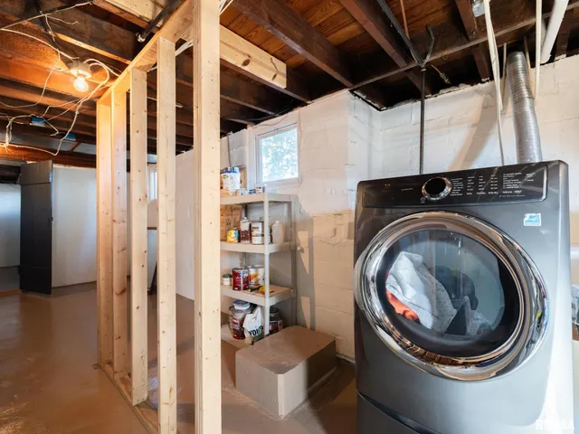 $330,000 | 19402 West Rte 150, Brimfield, IL 61517