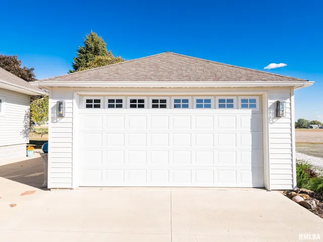 $330,000 | 19402 West Rte 150, Brimfield, IL 61517