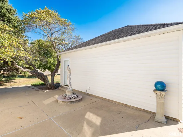 $330,000 | 19402 West Rte 150, Brimfield, IL 61517