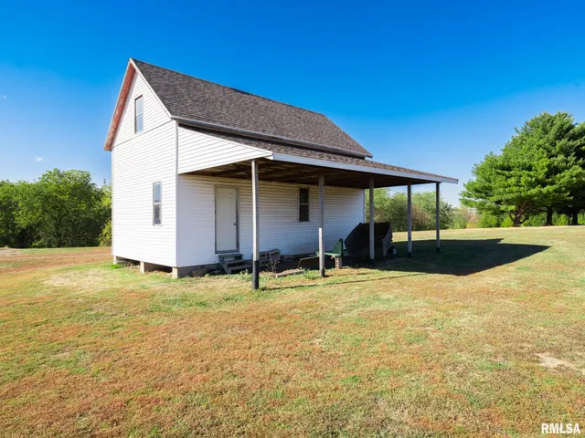 $330,000 | 19402 West Rte 150, Brimfield, IL 61517