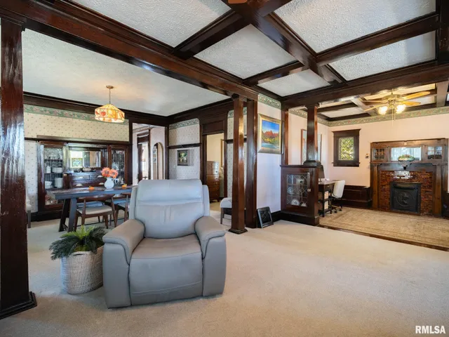 $330,000 | 19402 West Rte 150, Brimfield, IL 61517