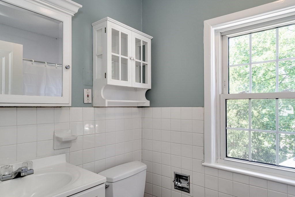 8 Parklawn Road Boston, MA 02132 - Photo 16 of 26 Gallery Image 16