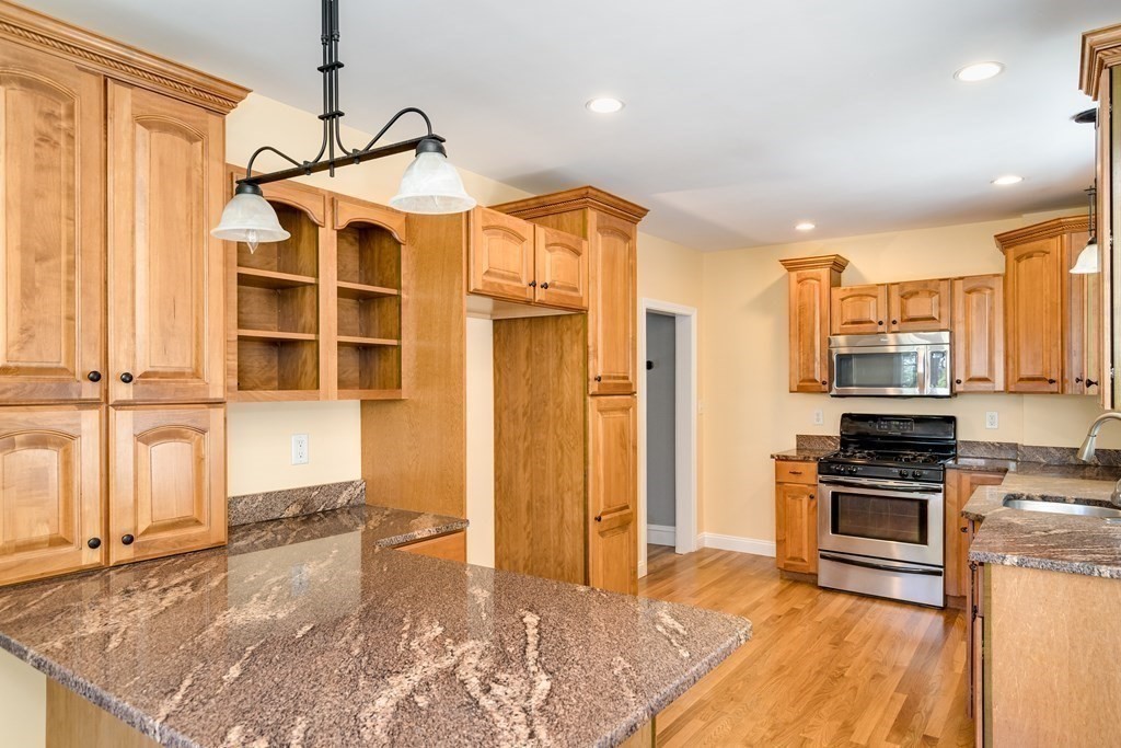 8 Parklawn Road Boston, MA 02132 - Photo 5 of 26 Gallery Image 5