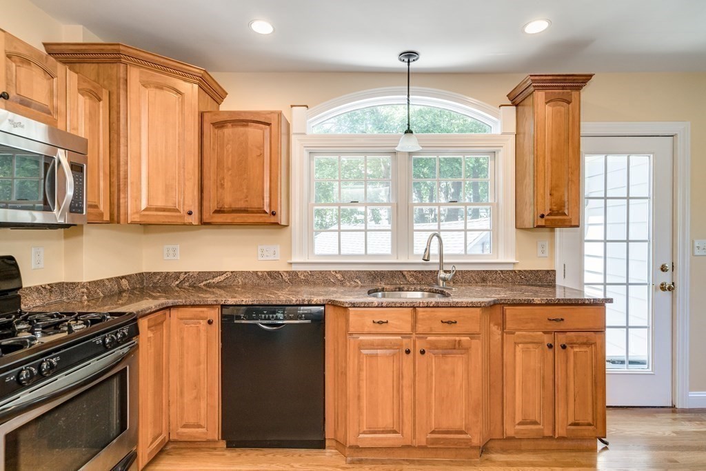 8 Parklawn Road Boston, MA 02132 - Photo 8 of 26 Gallery Image 8