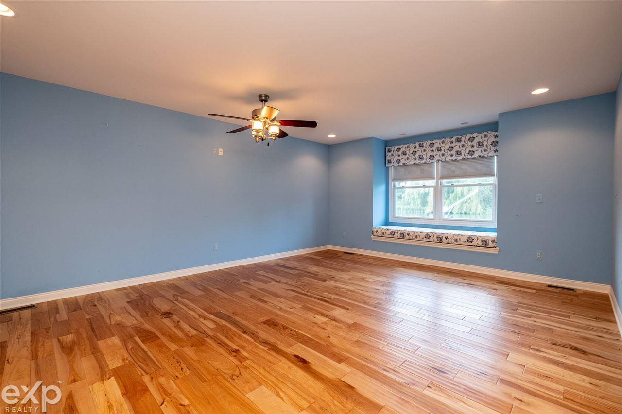 7210 Flamingo Road Algonac, MI 48001 - Photo 38 of 53 50020285-38.JPG