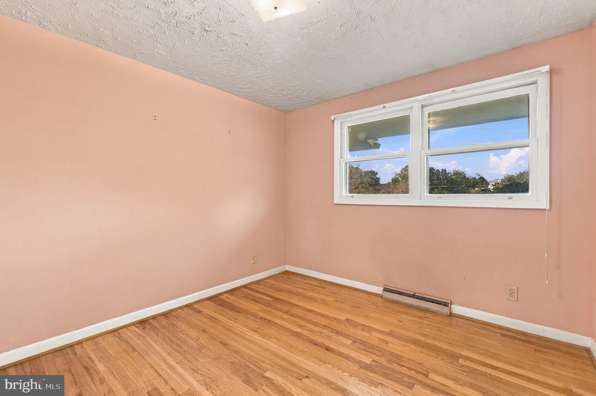 9707 Crest Hill Road Marshall, VA 20115 - Photo 20 of 26 Gallery Image 20