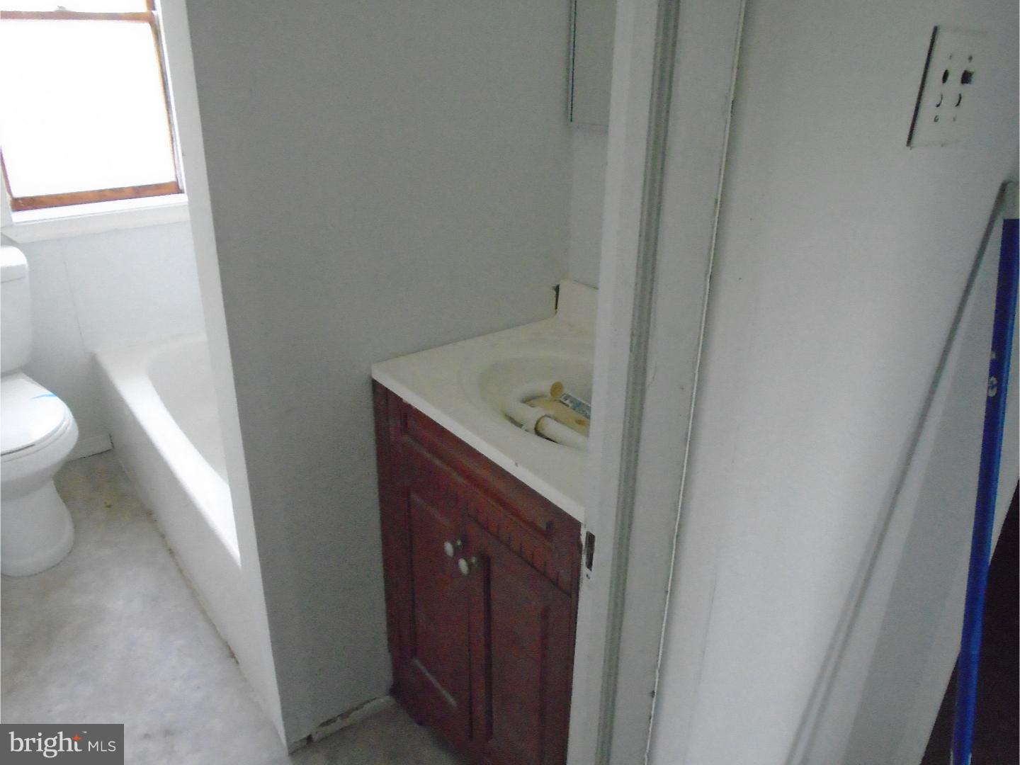 1131 Keystone Road Chester, PA 19013 - Photo 7 of 17 Bathroom