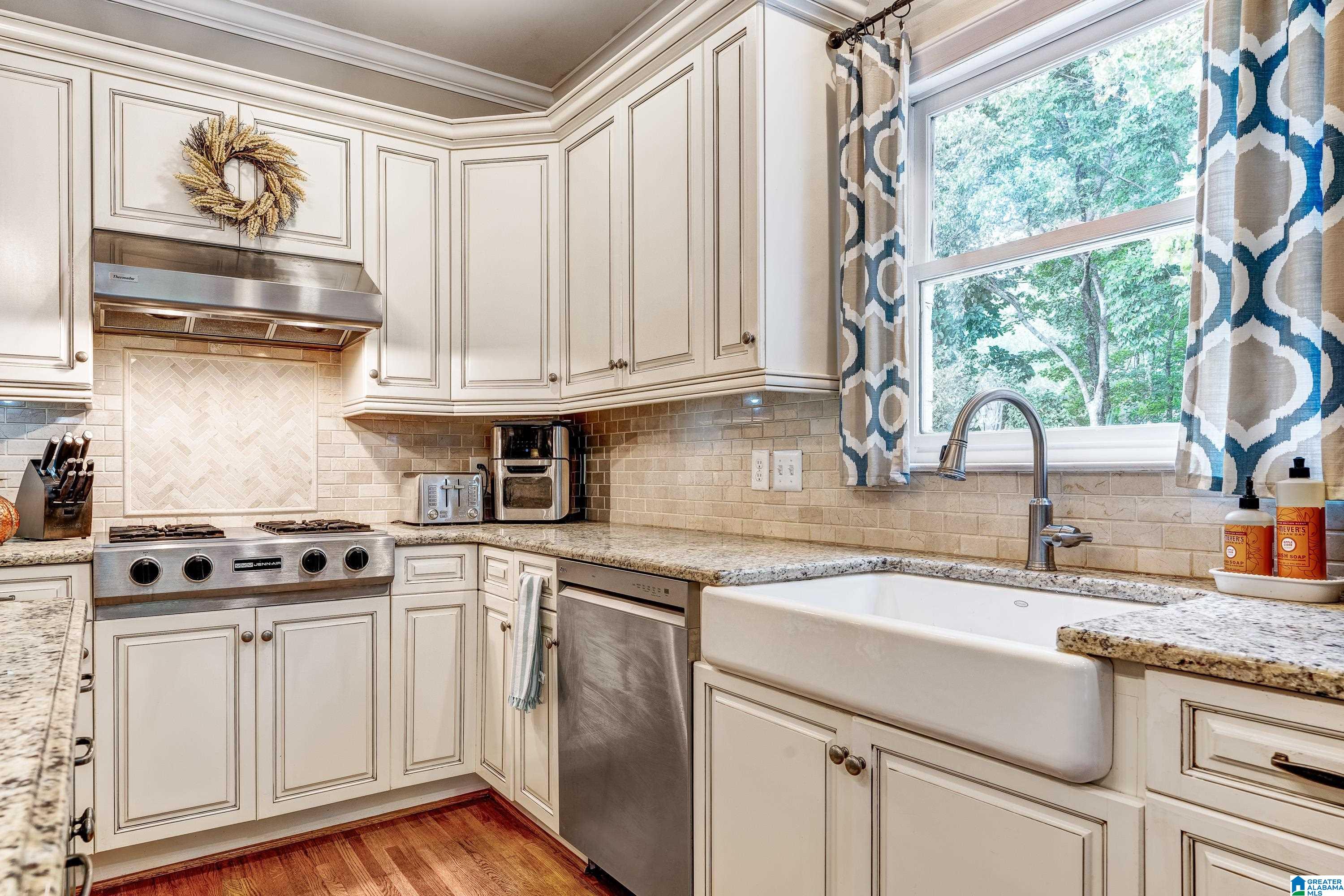 7968 Wynwood Road Trussville, AL 35173 - Photo 14 of 64