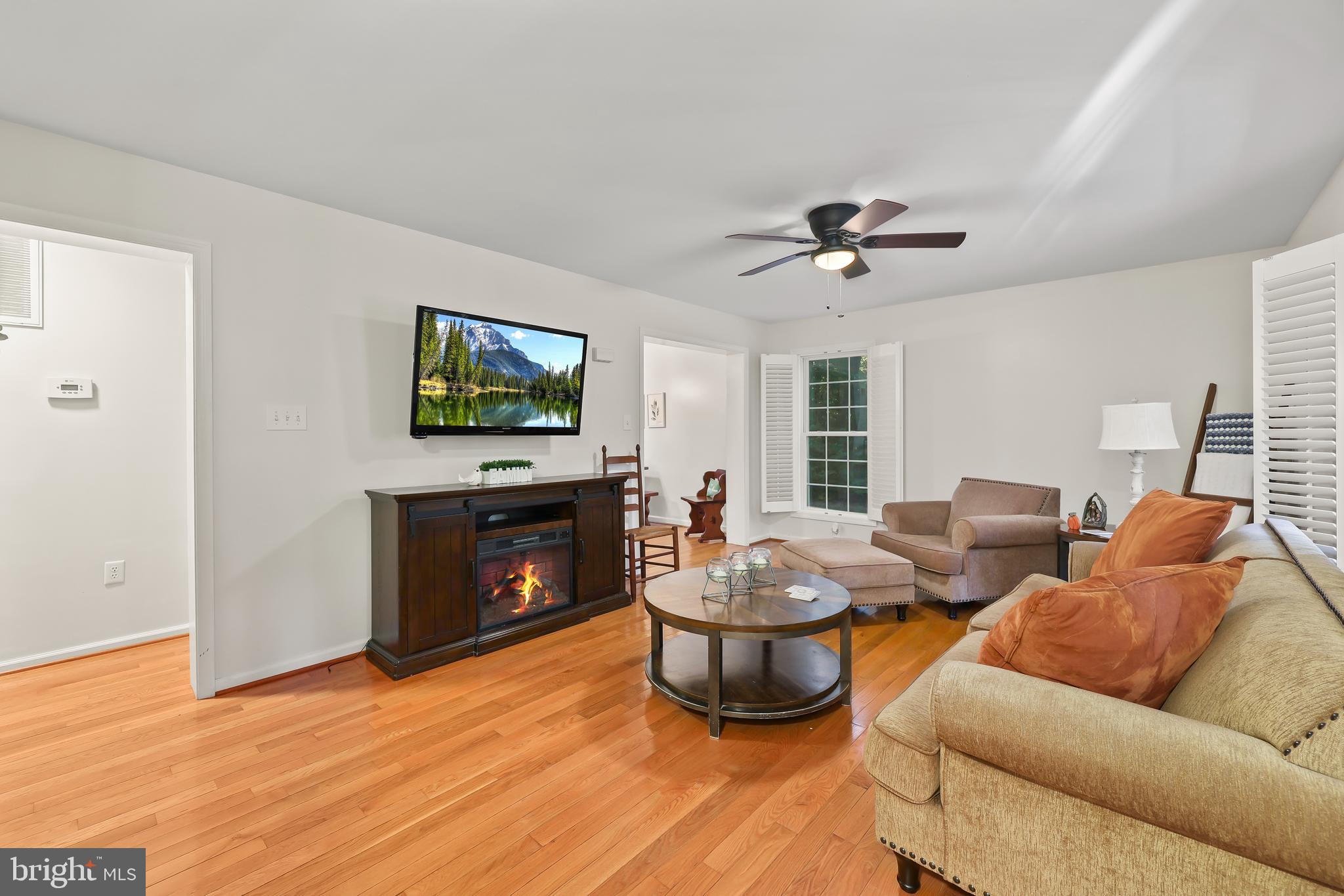 8418 Out Back Road Spotsylvania, VA 22551 - Photo 4 of 41 Gallery Image 4