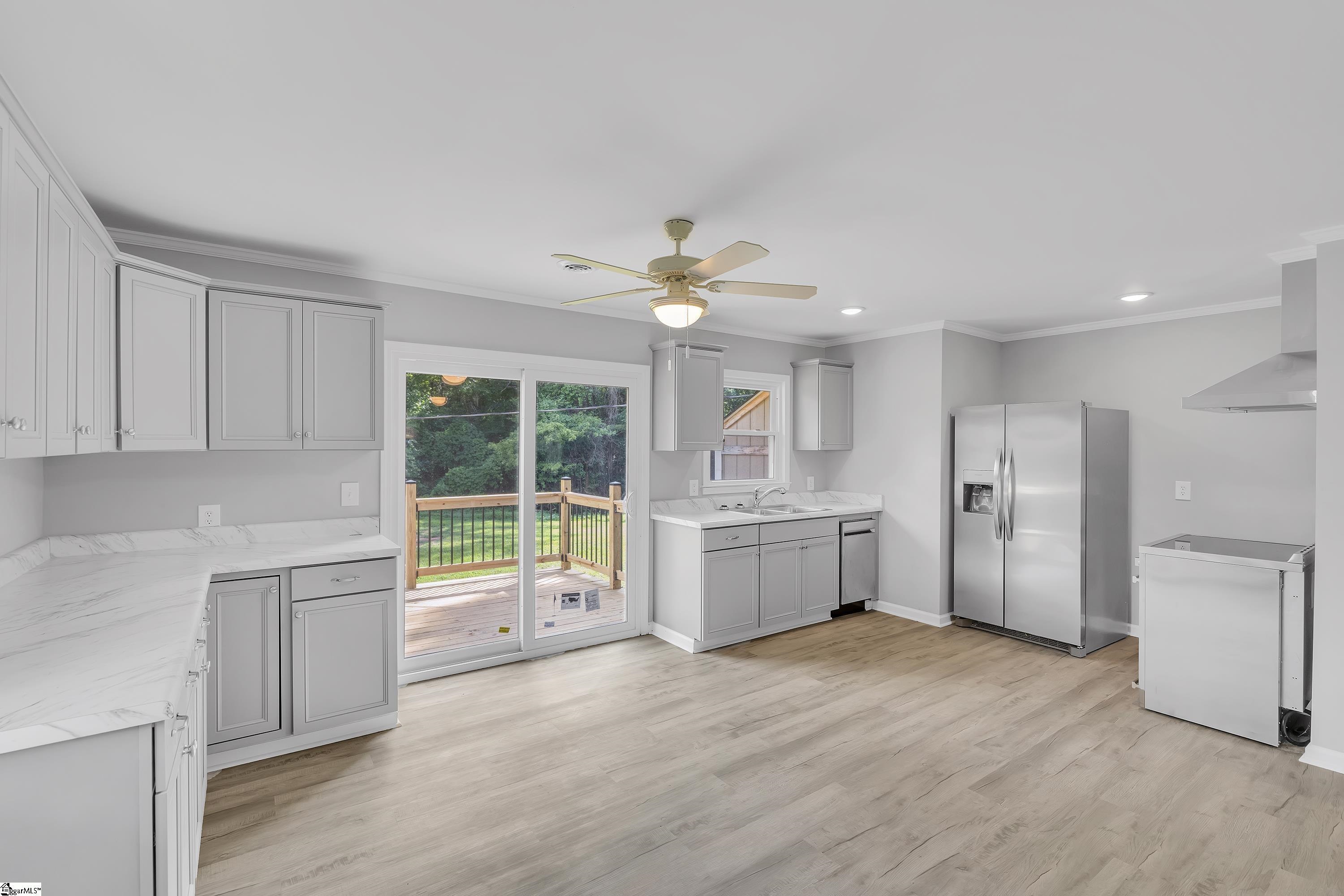 2428 Mt Lebanon Road Buffalo, SC 29321 - Photo 12 of 31